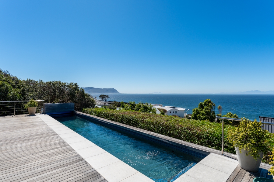 4 Bedroom Property for Sale in Murdock Valley Western Cape